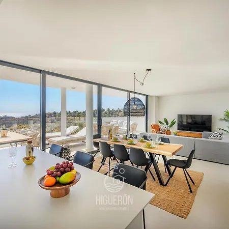 Apartamento Exclusive. Location. Sea Views. Higueron West Málaga