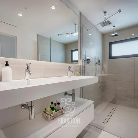 Exclusive. Location. Sea Views. Higueron West Málaga