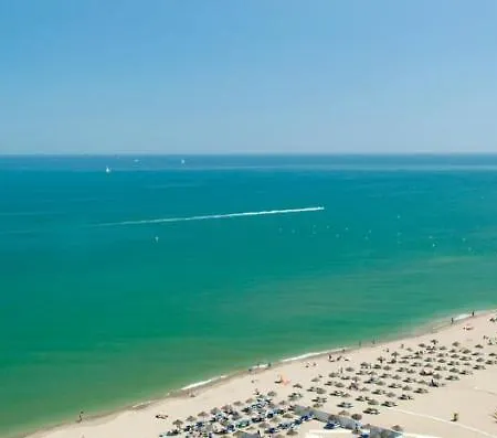 Exclusive. Location. Sea Views. Higueron West Apartamento *
