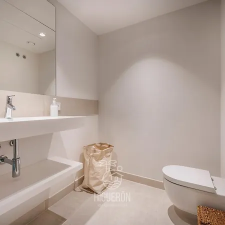 Apartament Higueronrentals Casa Kiki *